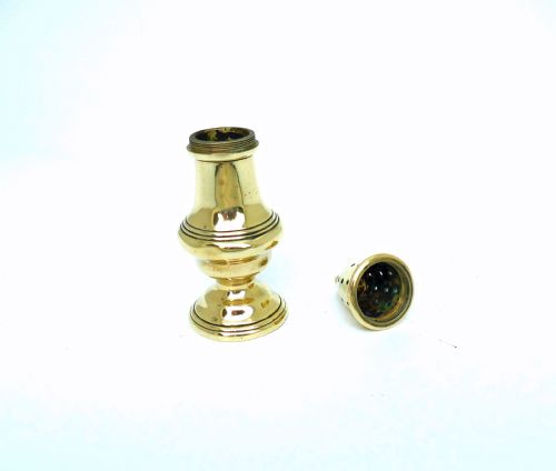 ANTIQUE EARLY METALWARE 18THC BRASS MUFFINEER SHAKER OF UNUSUAL SHAPE ENGLISH C176070 - ADDITIONAL PHOTO 1