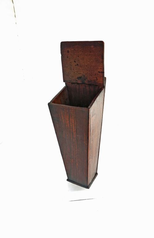 ANTIQUE COUNTRY LATE 18THC ELM CANDLEBOX WITH SHAPED HEART DECOR ENGLISH C178090 - ADDITIONAL PHOTO 3
