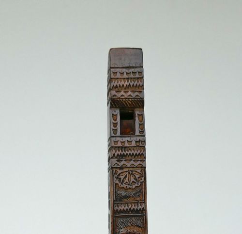 ANTIQUE TREEN 19THC MUSICAL CHILD'S RECORDER WITH CHIP CARVED DECORATION ENGLISH CONTINENTAL C186080 - ADDITIONAL PHOTO 2