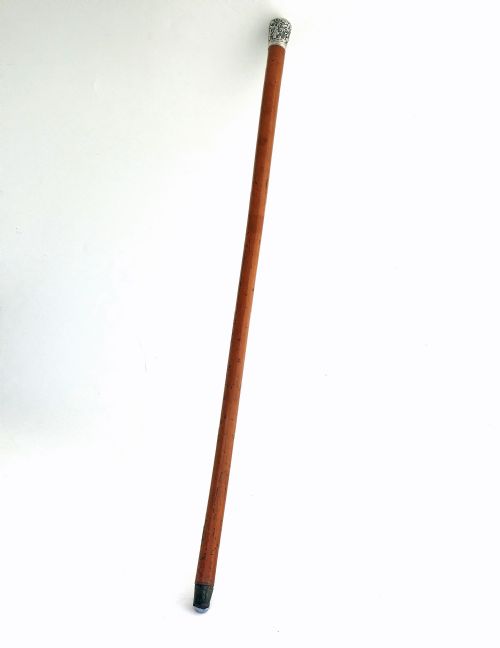 ANTIQUE 19THC WALKING STICK CANE WITH ENGRAVED SILVER TOPPED ORIENTAL HANDLE ENGLISH C187090 - ADDITIONAL PHOTO 1
