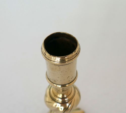 ANTIQUE EARLY BRASS LIGHTING 18THC SWIRL BASE SINGLE CANDLESTICK C174050 - ADDITIONAL PHOTO 3