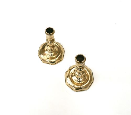 ANTIQUE EARLY METALWARE 18THC BRASS PAIR OF QUEEN ANNE CANDLESTICKS ENGLISH C171014 - ADDITIONAL PHOTO 1