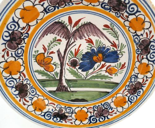 ANTIQUE POTTERY 18THC SINGLE DELFT CHARGER WITH FLORAL PATTERNS DUTCH C176070 - ADDITIONAL PHOTO 1