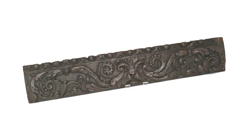 antique 17thc single oak carving of the green man and floral decoration flemish c166080 - CATEGORY: ANTIQUE MISCELLANEOUS - DATED 17TH CENTURY