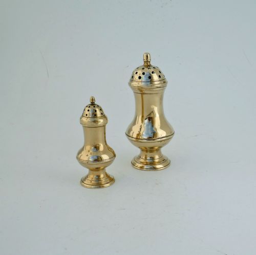 ANTIQUE EARLY METALWARE 18THC PAIR OF BRASS MUFFINEERS ENGLISH C176080 - ADDITIONAL PHOTO 1