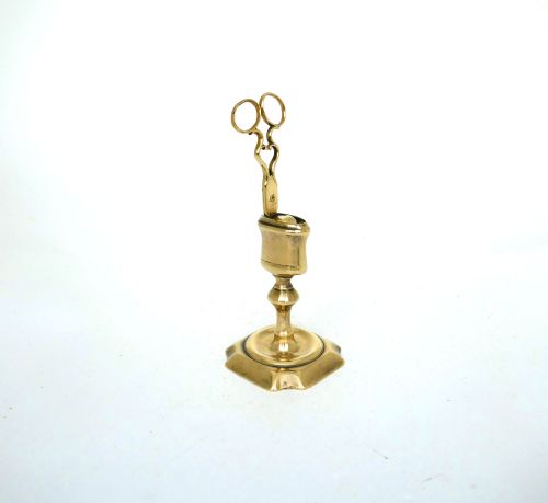 ANTIQUE EARLY METALWARE 18THC BRASS CANDLESNUFFER AND ORIGINAL HOLDER ENGLISH C174045 - ADDITIONAL PHOTO 2