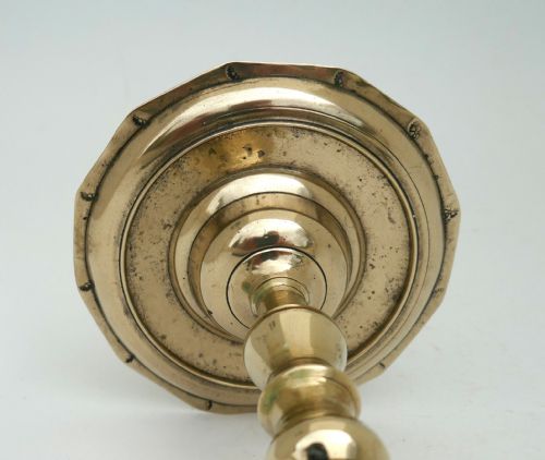 ANTIQUE EARLY METALWARE 17THC BRASS BALUSTER CANDLESTICK SPANISH 166080 - ADDITIONAL PHOTO 3
