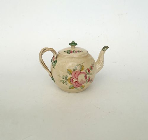 antique english early 18thc pottery creamware teapot leeds c177080 - CATEGORY: ANTIQUE CERAMICS - DATED 18TH CENTURY