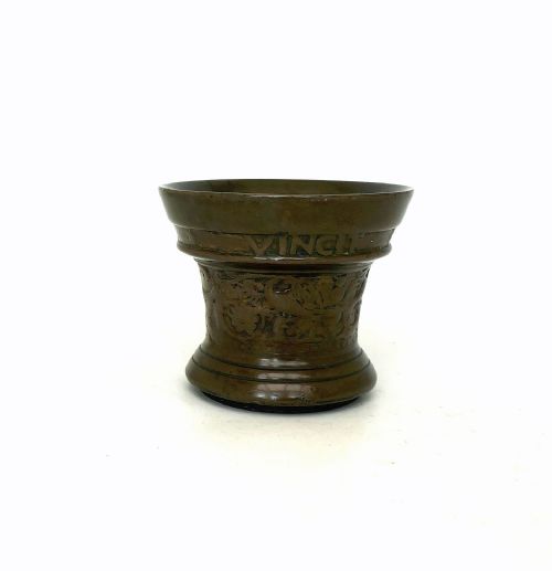 ANTIQUE EARLY METALWARE SINGLE BRONZE 17THC APOTHECARY MORTAR DATED 1676 - ADDITIONAL PHOTO 1