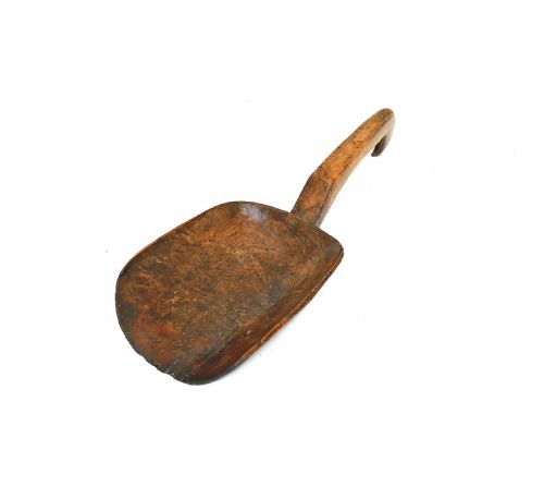 antique treen kitchenalia single 19thc birch flour scoop with curved handle scandinavian c184060 - CATEGORY: ANTIQUE MISCELLANEOUS - DATED 19TH CENTURY