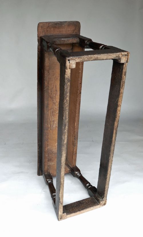ANTIQUE OAK FURNITURE 17THC JOYNED OAK BENCH FORM WITH OWNERS INITIALS AS ENGLISH C162040 - ADDITIONAL PHOTO 4