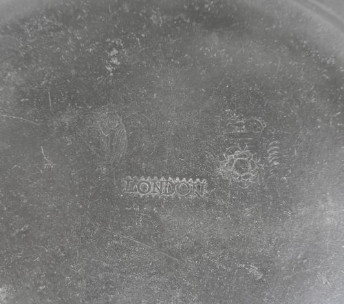 ANTIQUE METALWARE LATE 17THC 18THC MULTIREEDED PEWTER SINGLE PLATE BY EDWARD LEAPIDGE 1 ENGLISH C1699C1728 - ADDITIONAL PHOTO 3