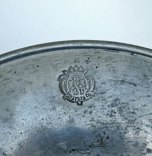 ANTIQUE EARLY METALWARE 17THC PEWTER BROAD RIM PLATE CONTINENTAL C167090 - ADDITIONAL PHOTO 1