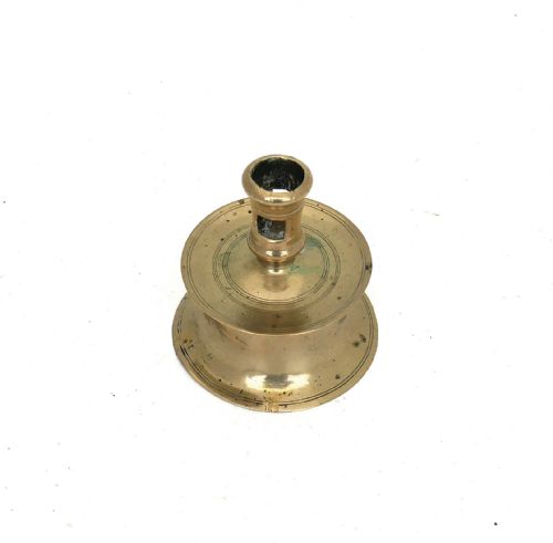 ANTIQUE EARLY LIGHTING 16THC BRASS SOCKET CANDLESTICK OF CAPSTAN TYPE N EUROPEAN C154060 - ADDITIONAL PHOTO 1
