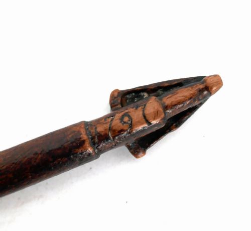 ANTIQUE EARLY TREEN 18THC BEECH CARVED DATED PIPE TAMPER ENGLISH DATED 1797 - ADDITIONAL PHOTO 3