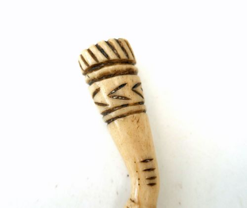 ANTIQUES COLLECTABLES 19THC SHAPED BONE LEG PIPE TAMPER ENGLISH C1805 15 - ADDITIONAL PHOTO 2