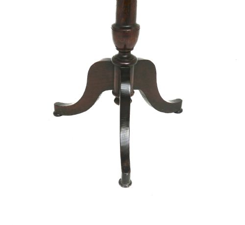ANTIQUE OAK COUNTRY FURNITURE 18THC SMALL CANDLESTAND WITH SHAPED LEGS ENGLISH C177080 - ADDITIONAL PHOTO 2