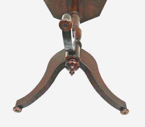 ANTIQUE OAK COUNTRY FURNITURE 18THC SMALL CANDLESTAND WITH SHAPED LEGS ENGLISH C177080 - ADDITIONAL PHOTO 4