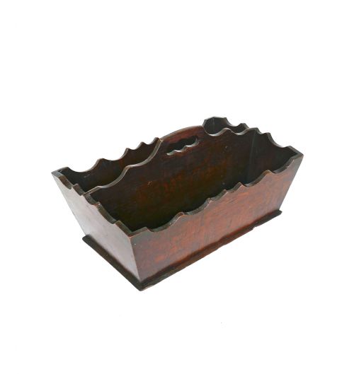 ANTIQUE EARLY KITCHENALIA 18THC 19THC OAK SMALL SHAPED CUTLERY BOX ENGLISH C1780C1800 - ADDITIONAL PHOTO 2
