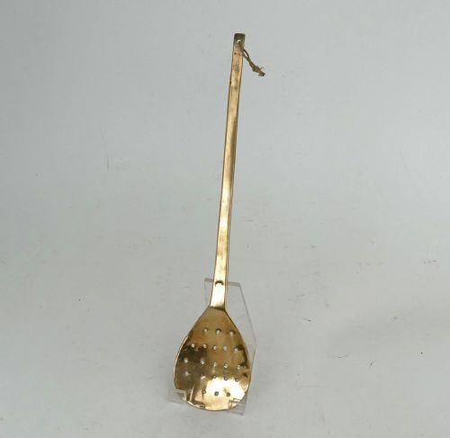 antique metalware 17thc brass fish slice from the manor house kitchen english c167090 - CATEGORY: ANTIQUE METAL - DATED 17TH CENTURY