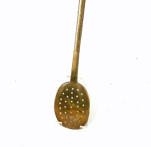 ANTIQUE METALWARE 17THC BRASS FISH SLICE FROM THE MANOR HOUSE KITCHEN ENGLISH C167090 - ADDITIONAL PHOTO 4