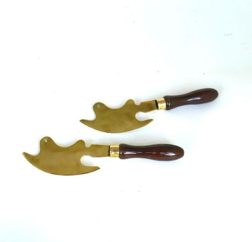 ANTIQUE EARLY METALWARE 19THC PAIR OF BRASS FRUITWOOD HERB CHOPPERS ENGLISH C187090 - ADDITIONAL PHOTO 3