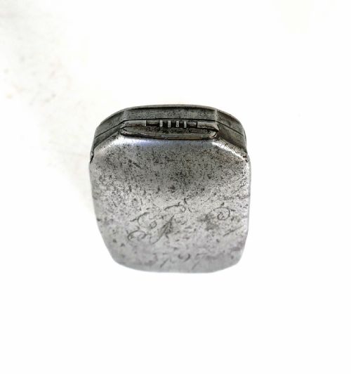 ANTIQUE EARLY METALWARE 18THC STEEL ENGRAVED GENTLEMAN'S SNUFF BOX DATED 1797 ENGLISH - ADDITIONAL PHOTO 1