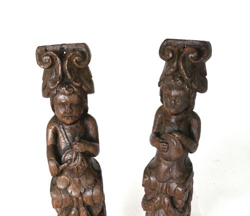 ANTIQUE PAIR OF EARLY CARVINGS 17THC FLEMISH OAK CARYATIDS WITH PLAYING MUSICAL INSTRUMENTS C164060 - ADDITIONAL PHOTO 1