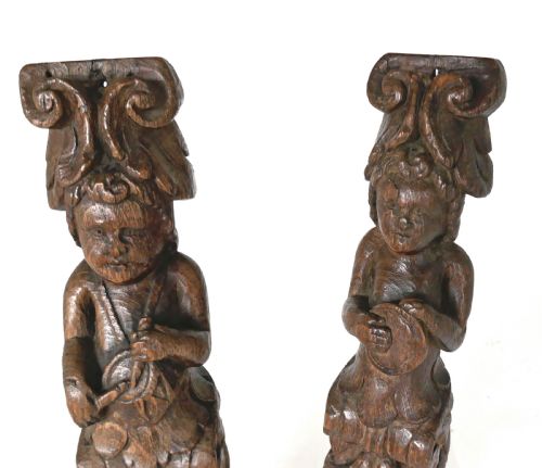 ANTIQUE PAIR OF EARLY CARVINGS 17THC FLEMISH OAK CARYATIDS WITH PLAYING MUSICAL INSTRUMENTS C164060 - ADDITIONAL PHOTO 4