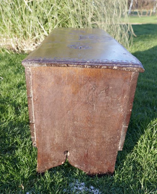 ANTIQUE EARLY COUNTRY FURNITURE 17THC PERIOD OAK JOINED CARVED COFFER ENGLISH C162040 - ADDITIONAL PHOTO 3