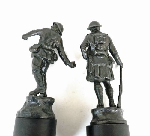 ANTIQUE METALWARE SPELTER TWO 20THC FIRST WORLD WAR SCOTTISH ENGLISH SOLDIER STATUES ENGLISH C191418 - ADDITIONAL PHOTO 4