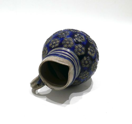 ANTIQUE 17THC POTTERY SALT GLAZED STONEWARE WESTERWALD JUG WITH FLOWER DECORATION GERMAN - ADDITIONAL PHOTO 5