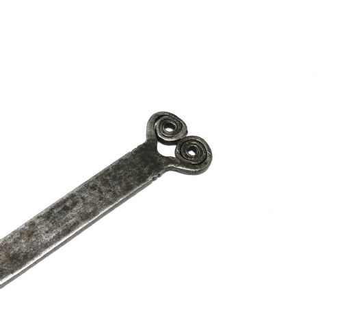 ANTIQUE METALWARE 18THC STEEL RAMS HORN FINIAL MEAT FORK WITH PUNCHWORK DECORATION EM ENGLISH C176080 - ADDITIONAL PHOTO 3
