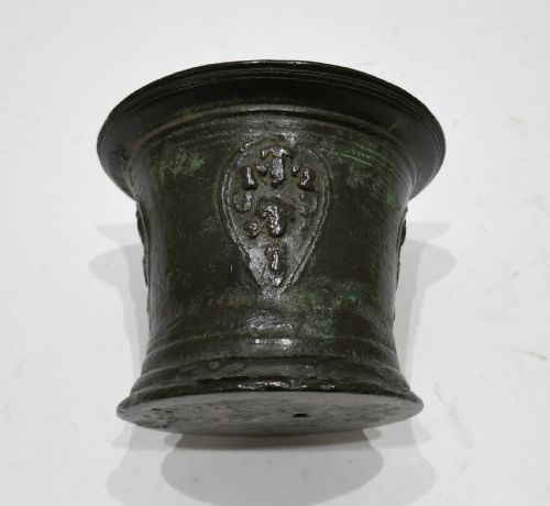 ANTIQUE EARLY METALWARE 17THC BRONZE SUFFOLK MORTAR STRUCK WITH INVERTED TEARDROP C167090 - ADDITIONAL PHOTO 1