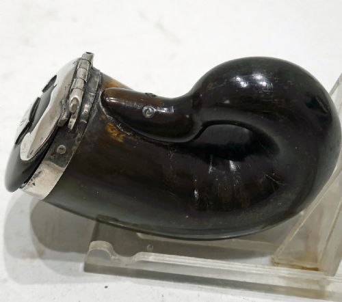 ANTIQUE COLLECTABLES 19THC RAMS HORN SNUFF MULL WITH SILVER MOUNTS ENGRAVED DB 1812 - ADDITIONAL PHOTO 3