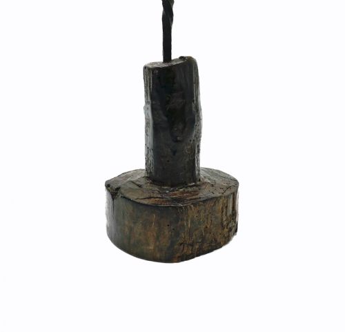 ANTIQUE EARLY LIGHTING 18THC IRON RUSHLIGHT CANDLEHOLDER ON PINE HEWN BASE ENGLISH WEST COUNTRY C177080 - ADDITIONAL PHOTO 1