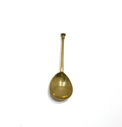 antique metalware 17thc brass single seal top spoon with makers mark pe english c162040 - CATEGORY: ANTIQUE METAL - DATED 17TH CENTURY