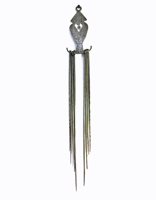 ANTIQUE EARLY METALWARE 18THC FULL SET OF MEAT SKEWERS AND HOLDER DATED 1722 ENGRAVED TH ENGLISH