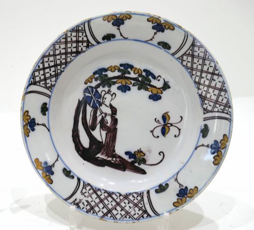ANTIQUE EARLY ENGLISH POTTERY PAIR OF 18THC POLYCHROME DELFT PLATES BRISTOL C174050 - ADDITIONAL PHOTO 1