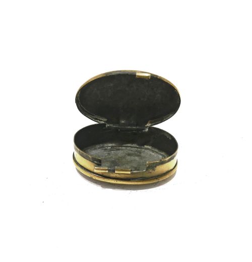 ANTIQUE EARLY 20THC METALWARE BRASS SNUFF BOX ENGRAVED WITH THE NAME TED FELTHAM 1911 CARTER FROME - ADDITIONAL PHOTO 4