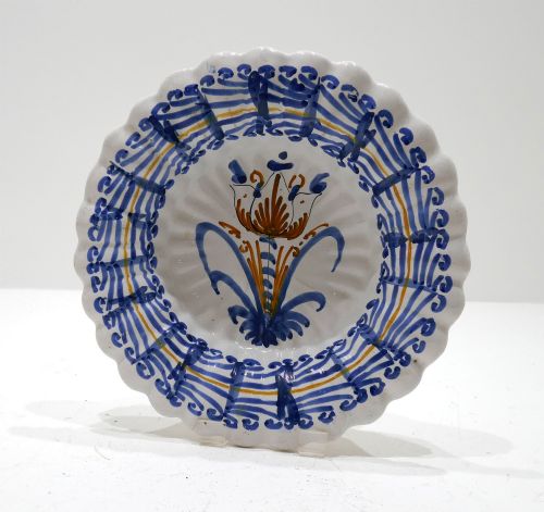 Antique Early Pottery 17thc Polychrome Delft Moulded Lobed Dish.   Dutch C1670-80.