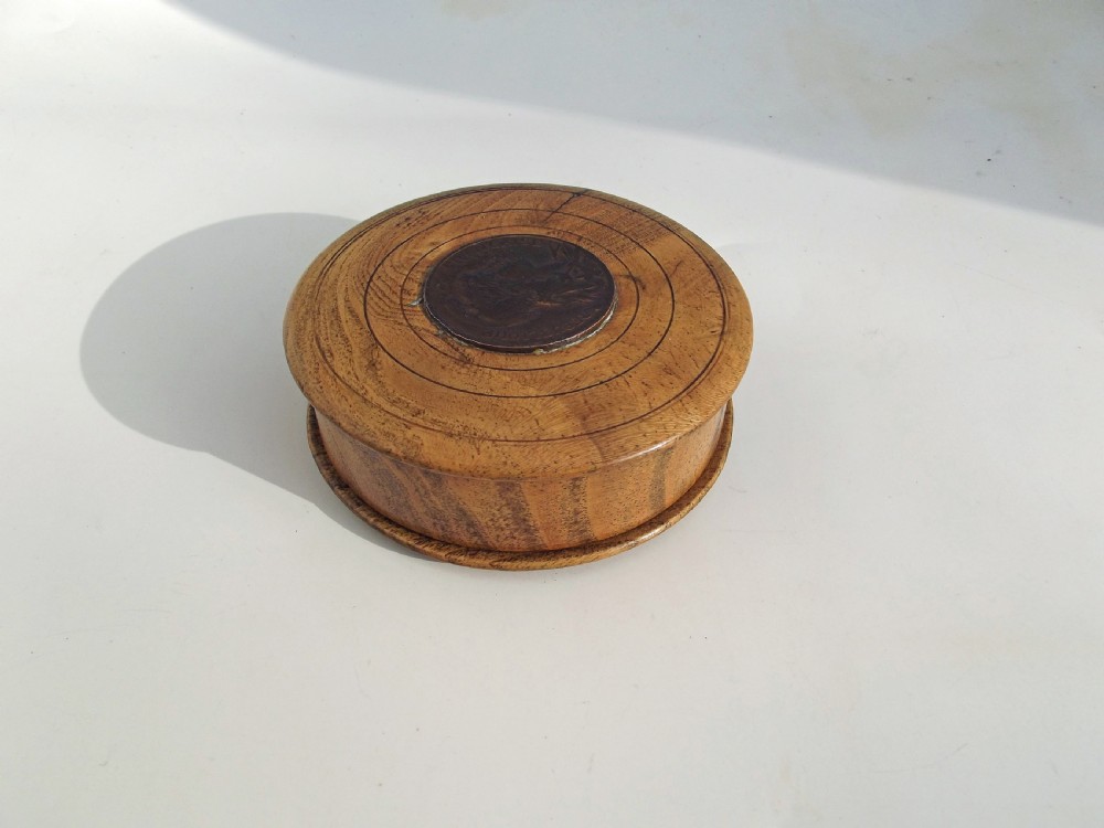 Antique Treen 19thc Elm Snuff Box With French Coin In The Lid.     French C1880-90.