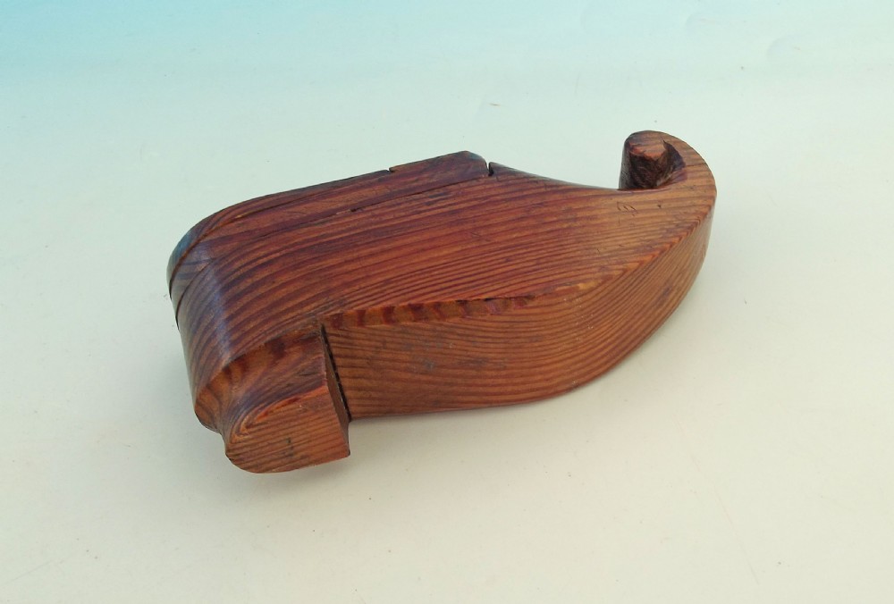 Antique Treen 19thc Pine Clog Trick Snuff Box.    Continental C1840-60. View II