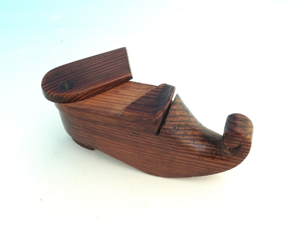 Antique Treen 19thc Pine Clog Trick Snuff Box.    Continental C1840-60. View V