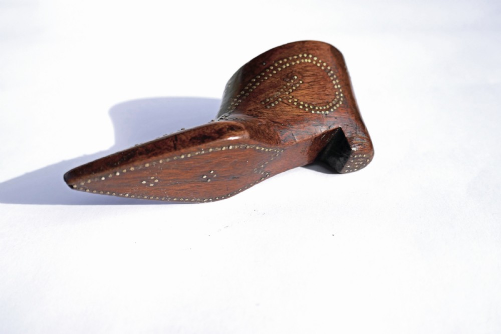 Antique Treen 19thc Mahogany Snuff Shoe Inlaid With Mother Of Pearl.   English  C1840-60. View IV
