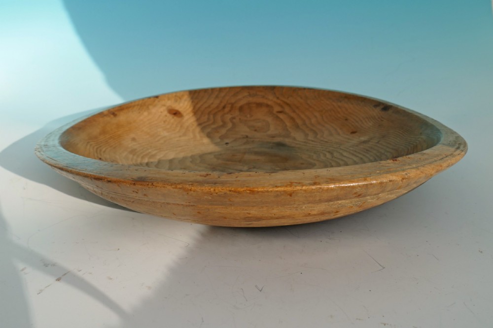 Antique Treen Early 19thc Ash Turned Dairy Bowl.     English C1820-40 View II