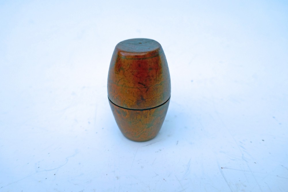 Late 18thc Treen  Turned Sycamore Nutmeg Grater .   English. C1770-90.