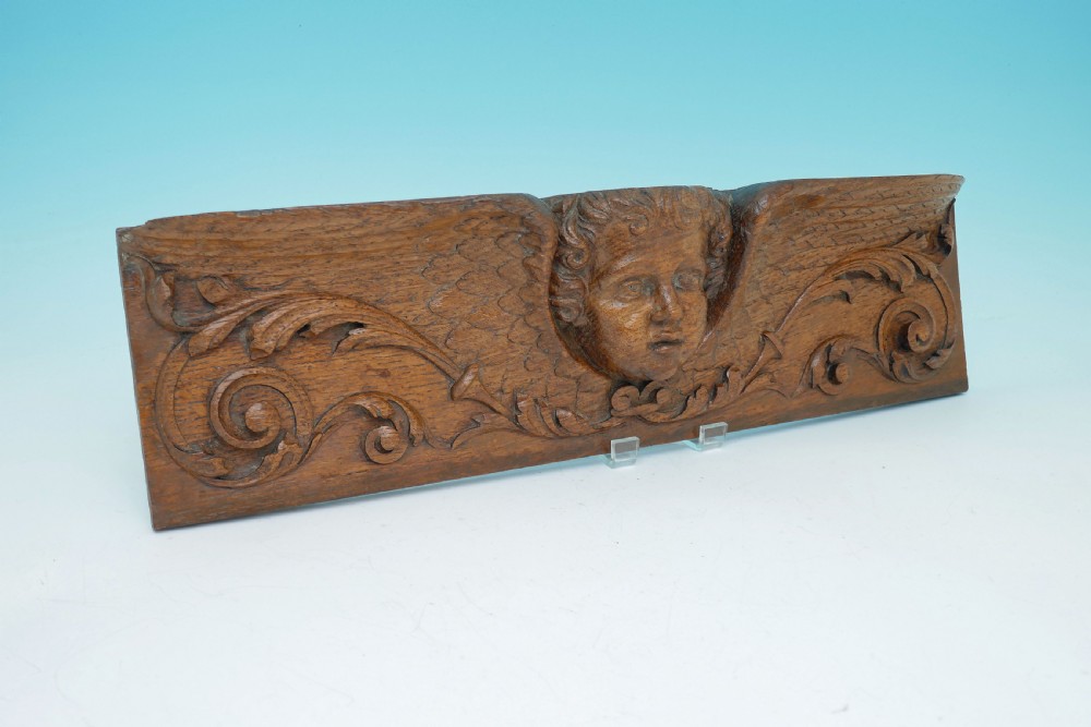 Antique Oak Carved 17thc Winged Angel.      French C1660-80.