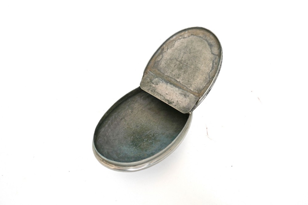 Antique Early 20th Snuff Box Dated 1908 & Engraved Head Keeper F. Davie .  English  View II