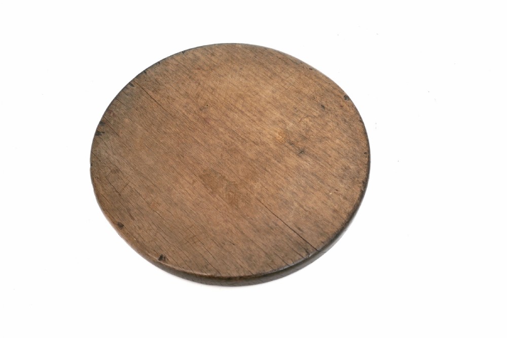 Antique Treen 18thc Sycamore Raised Broad Rim Platter.   English C1780-90 View II